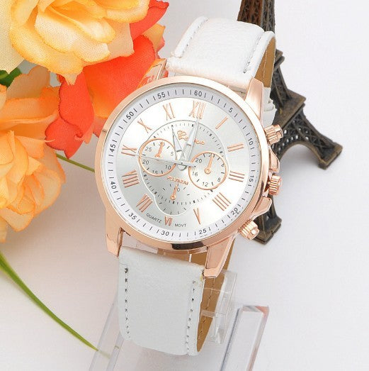 Horloges met leren band en trendy quartz uurwerk