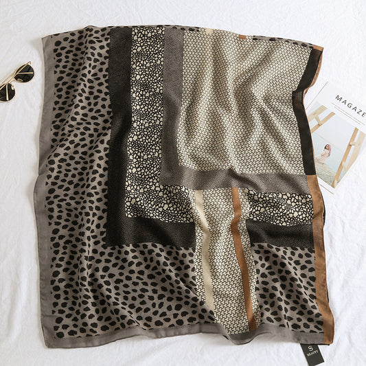 Dames sjaal met luipaardprint