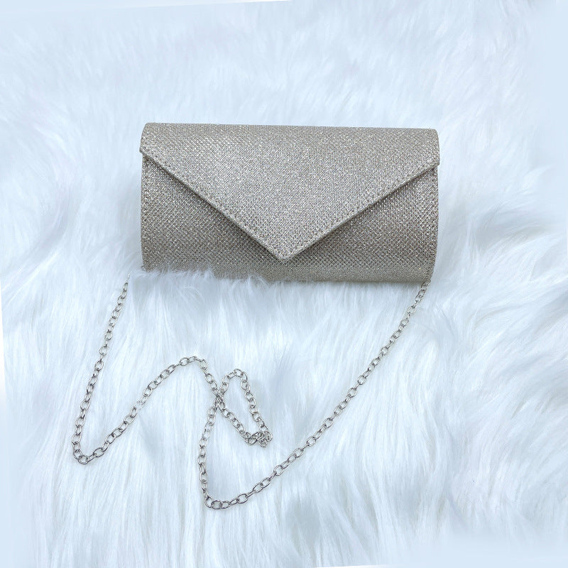 Stijlvolle Avondtas van Glanzend Materiaal – Clutch