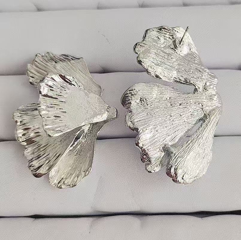 Metalen Bloemenoorbellen