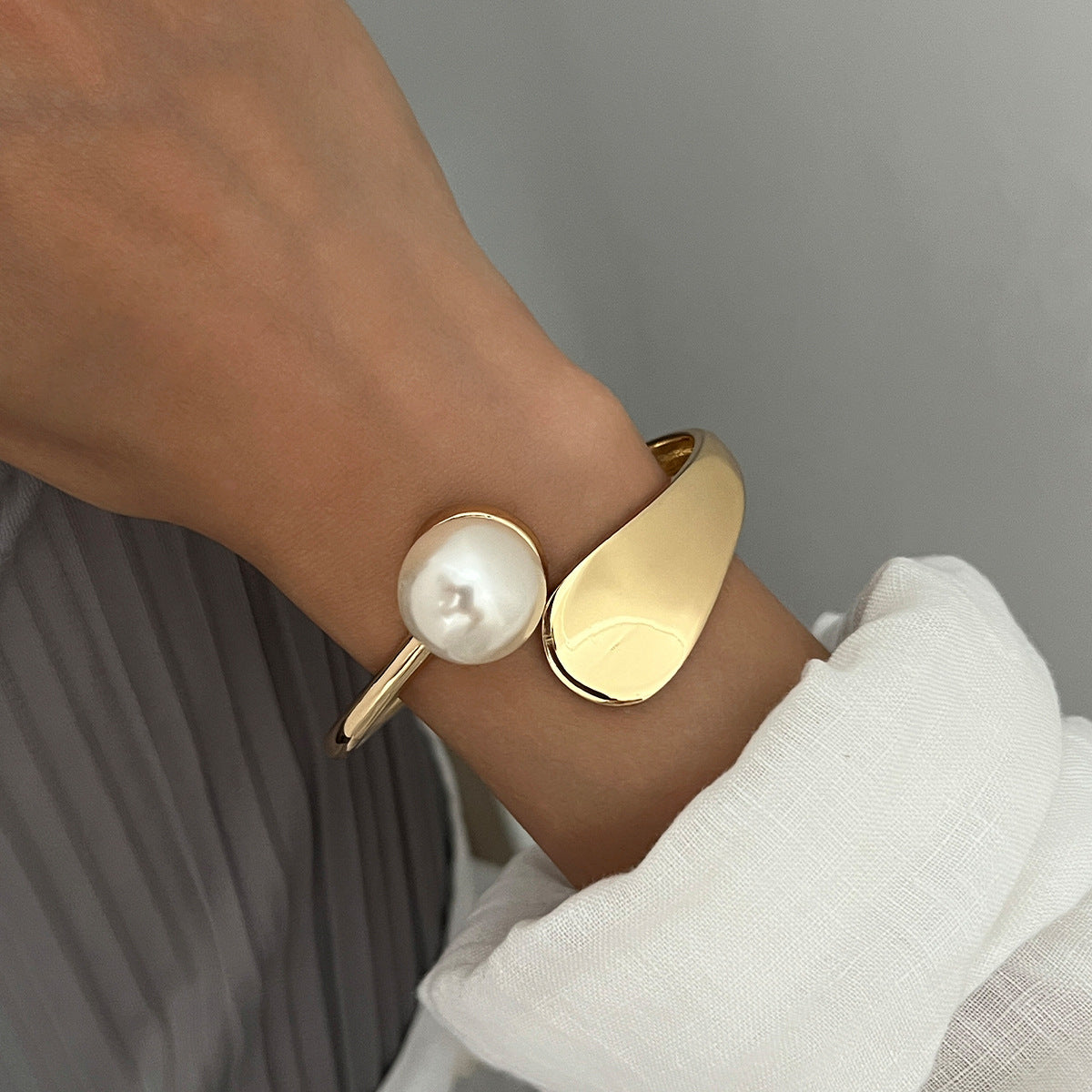 Trendy parelarmband voor dames