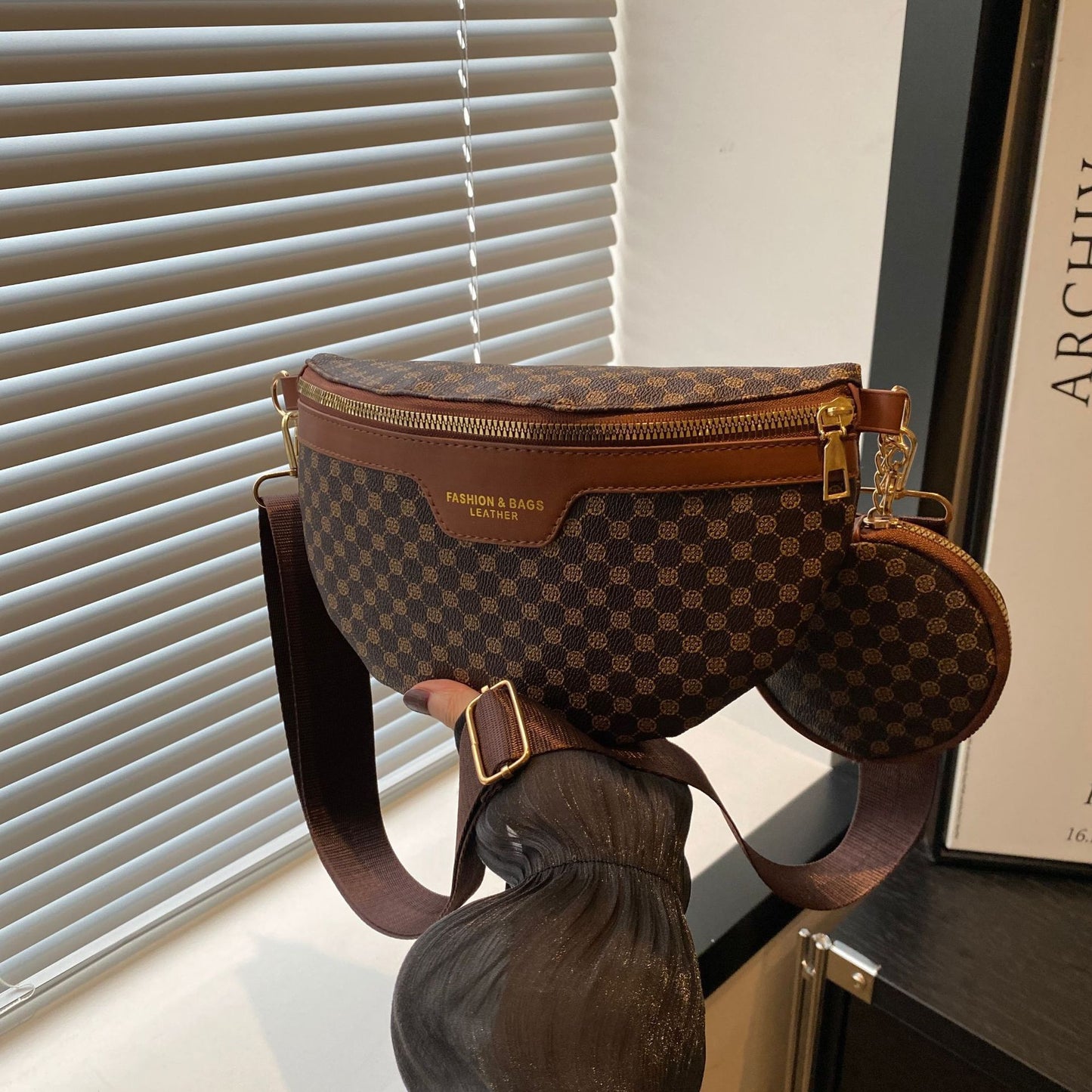 Crossbody tas met uniek design