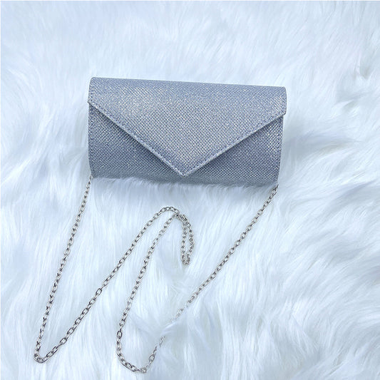 Stijlvolle Avondtas van Glanzend Materiaal – Clutch